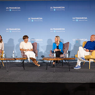 Impressionen CMxC 2025 - Panel mit Olga Nevska, Dr. Astrid Fontaine, Katharina Schmidt und HP Kleebinder
